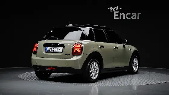 2019 Mini Cooper 5Door HIGH