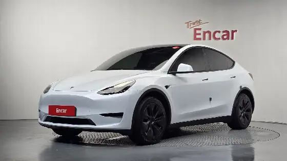 2024 Tesla Model Y RWD
