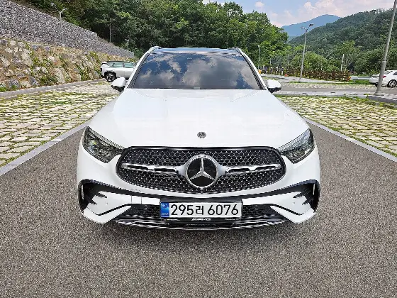 2023 Mercedes-Benz GLC-Class GLC300 4MATIC AMG Line