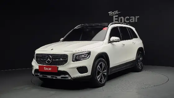 2021 Mercedes-Benz GLB-Class GLB220
