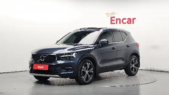 2021 Volvo XC40 B4 Inscription
