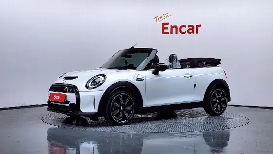 2023 Mini Cooper Convertible Seaside Edition