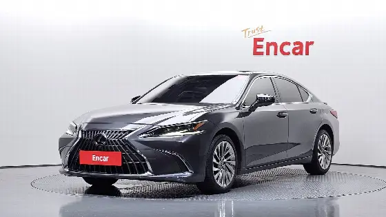 2023 Lexus ES Executive