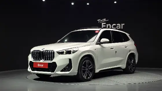 2025 BMW X1 xDrive 20i M Sport