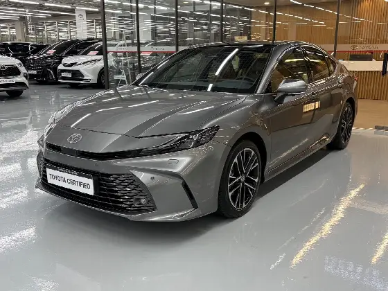 2026 Toyota Camry 2.5 XLE Premium Hybrid