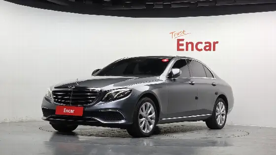 2018 Mercedes-Benz E-Class E220d 4MATIC Exclusive