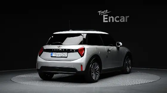 2025 Mini Cooper Classic