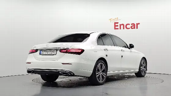 2021 Mercedes-Benz E-Class E250 Avantgarde