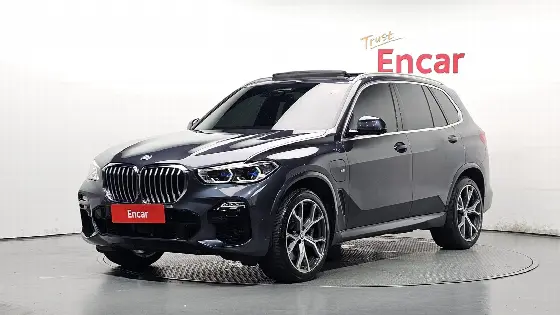 2021 BMW X5 xDrive 45e M Sport