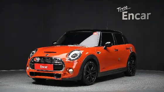 2018 Mini Cooper 5Door Standard