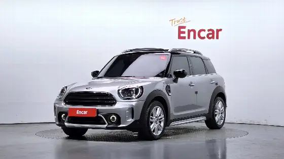 2023 Mini Countryman Classic Plus Launch Pack