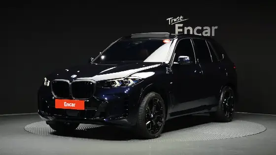 2025 BMW X5 xDrive 40i M Sport