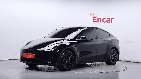 2023 Tesla Model Y RWD
