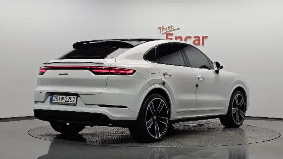 2023 Porsche Cayenne 3.0 COUPE PLATINUM EDITION