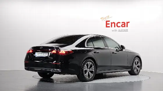 2024 Mercedes-Benz E-Class E200 Avantgarde