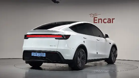 2026 Tesla Model Y Premium Long Range AWD