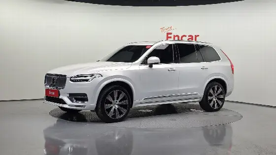 2022 Volvo XC90 B6 Inscription