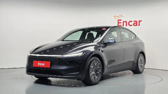 2026 Tesla Model Y L Long Range AWD