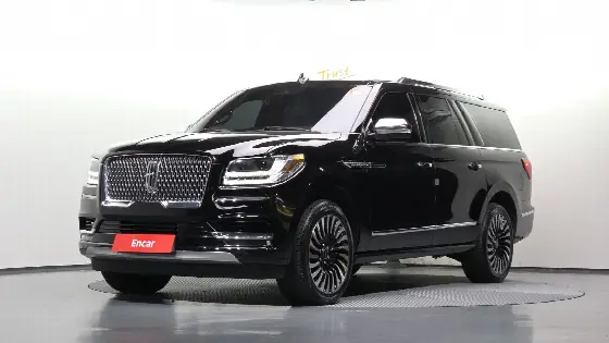 2019 Lincoln Navigator 3.5L Black Label
