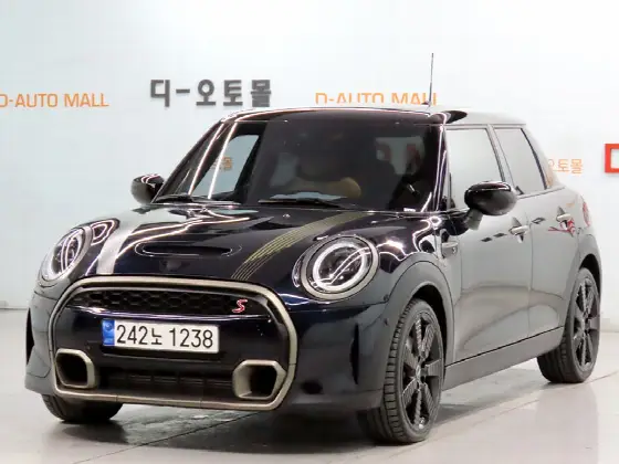 2023 Mini Cooper 3Door Resolute Edition