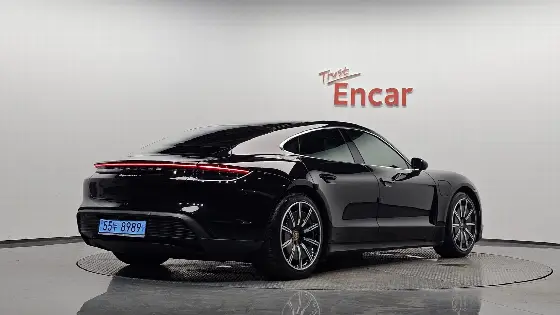 2021 Porsche Taycan 4S