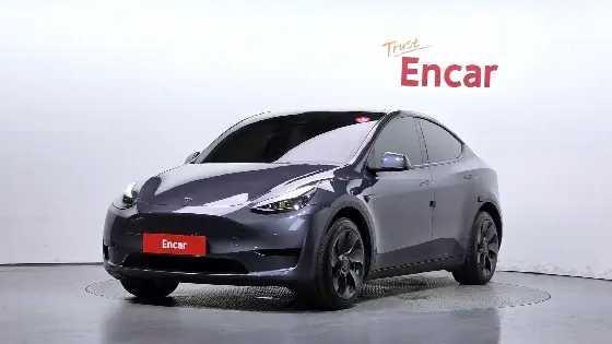 2024 Tesla Model Y RWD