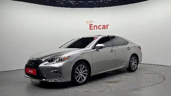 2018 Lexus ES Executive
