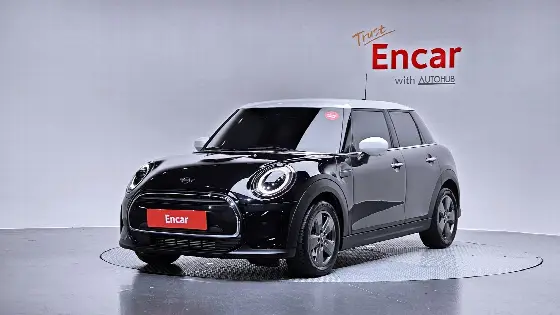 2023 Mini Cooper 5Door Classic
