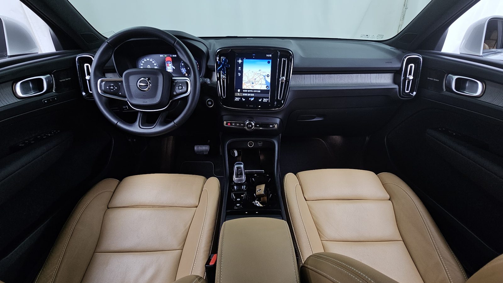 2020 Volvo XC40