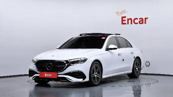 2025 Mercedes-Benz E-Class E300 4MATIC AMG Line