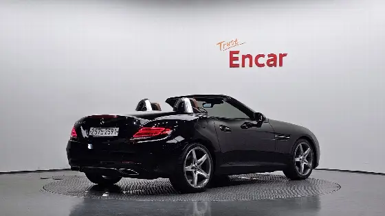 2019 Mercedes-Benz SLC-Class SLC250