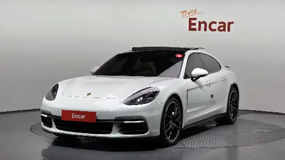 2018 Porsche Panamera 3.0 AWD