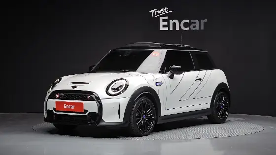 2024 Mini Cooper Mayfield Edition