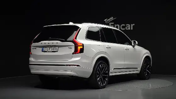 2025 Volvo XC90 T8 Ultra Bright Hybrid