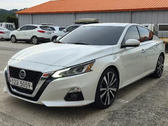 2019 Nissan Altima 2.0 Turbo