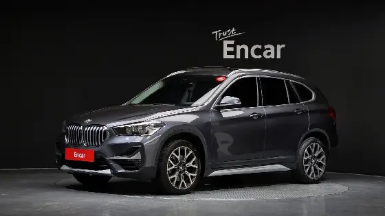 2022 BMW X1 xDrive 20i xLine