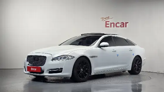 2017 Jaguar XJ 3.0D Premium Luxury LWB