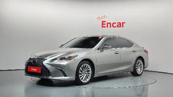 2020 Lexus ES Executive