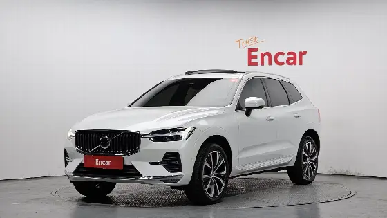 2022 Volvo XC60 B6 Inscirtion