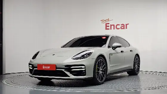 2023 Porsche Panamera 2.9 AWD E-Hybrid Platinum Edition