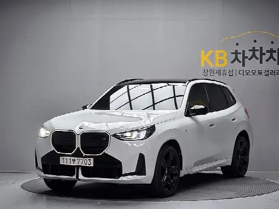 2025 BMW X3 M50 Pro