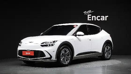 2025 Genesis GV60 Standard