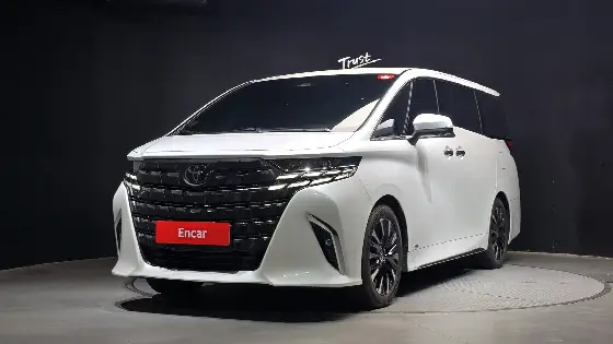2024 Toyota Alphard 2.5 HEV Executive AWD