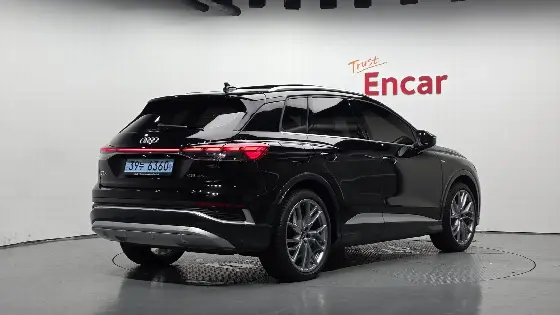 2025 Audi Q4 e-tron 45 Premium