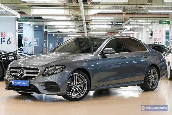 2020 Mercedes-Benz E-Class E300 4MATIC AMG Line