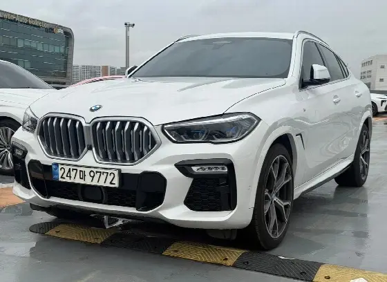 2021 BMW X6 xDrive40i M Sport