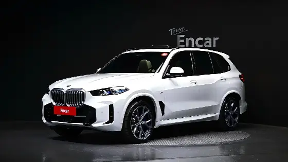 2025 BMW X5 xDrive 40i M Sport