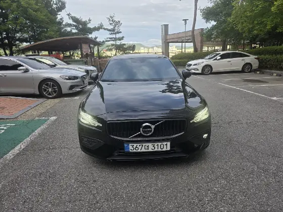 2019 Volvo S60 T5 Inscroption