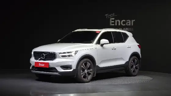 2021 Volvo XC40 B4 Inscription