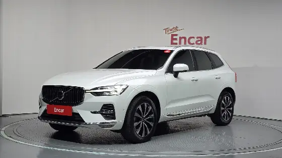 2023 Volvo XC60 B5 Ultimate Bright
